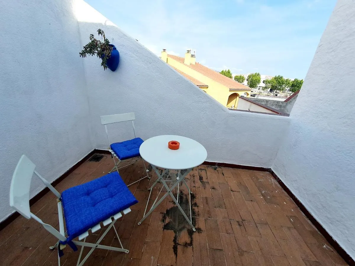 Bonita Casa Con Terraza Y Patio 艾姆布里亚布拉瓦